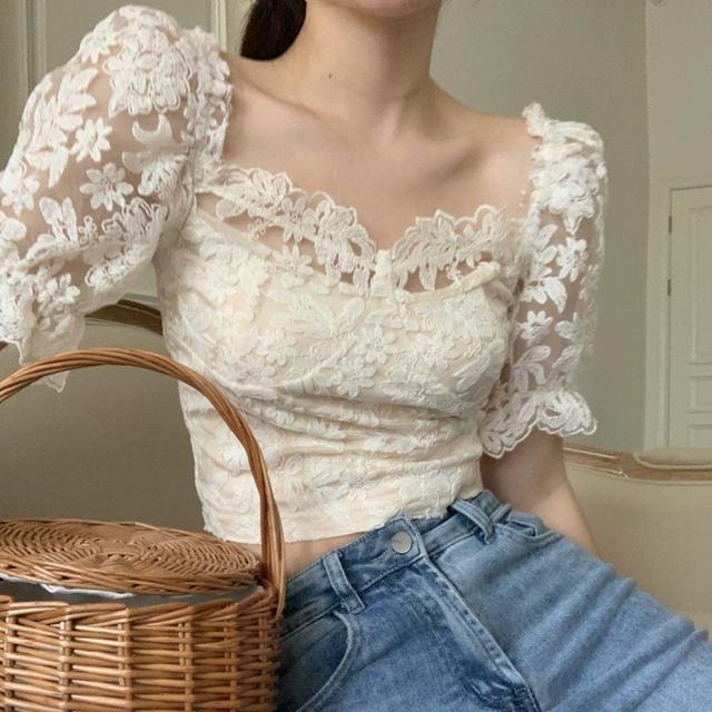 French Style Off Shoulder Lace Short Sleeve Shirt For Women With 3d Embroidery And Slim Fit