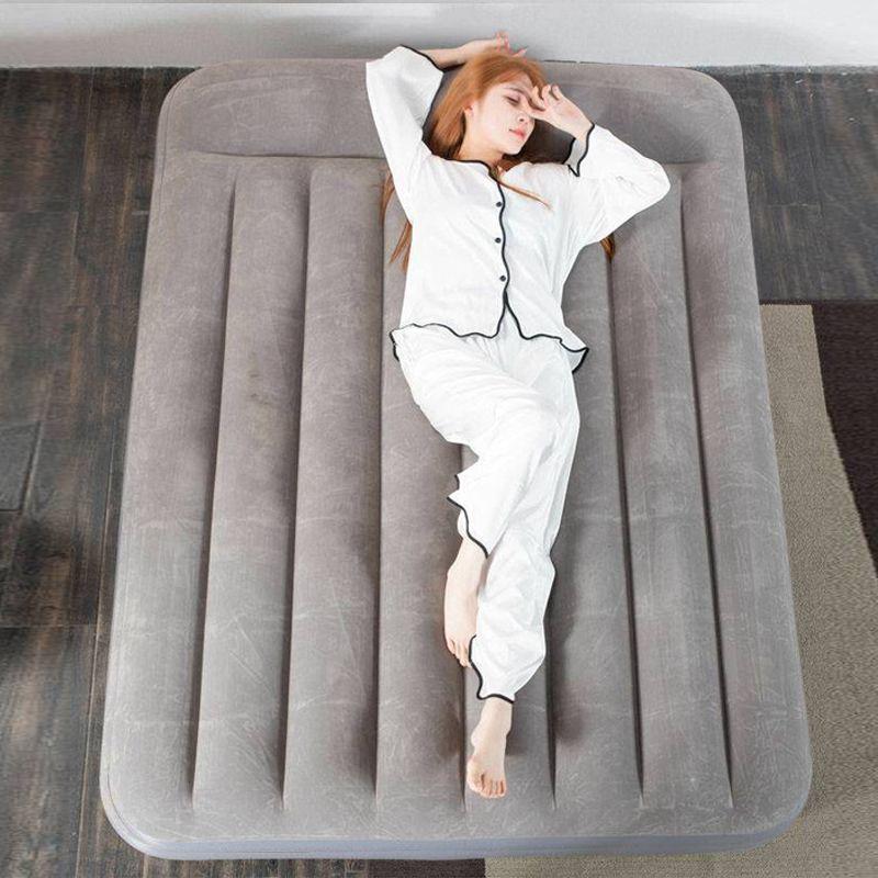 Einzelne faltbare aufblasbare Luftmatratze für Camping und Wohnheim