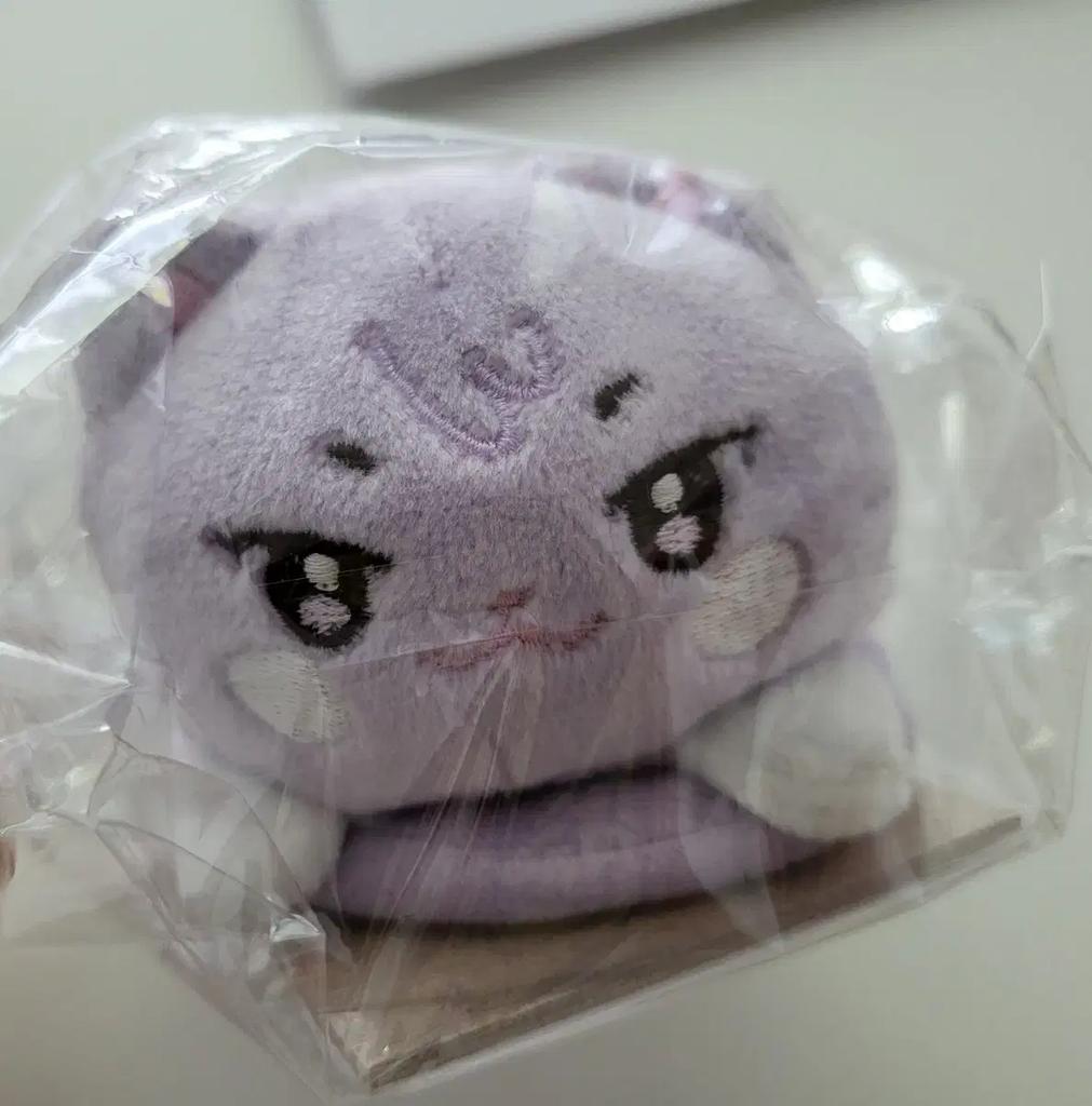 ATEEZ Sandqui Mountain Stress Ball
