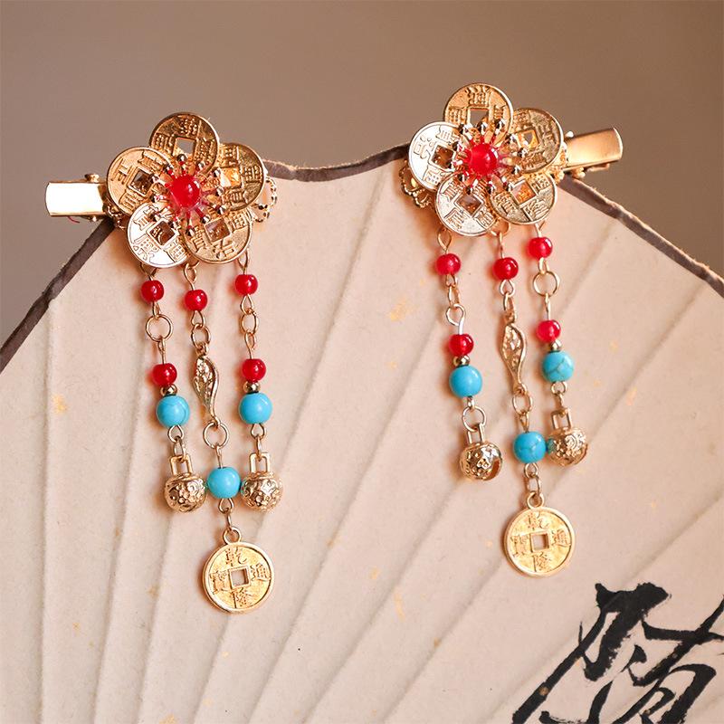 Tang Dynasty Gold Hair Accessories Set: Hanfu Retro Headdress with Hairpins, Forks, and Combs.