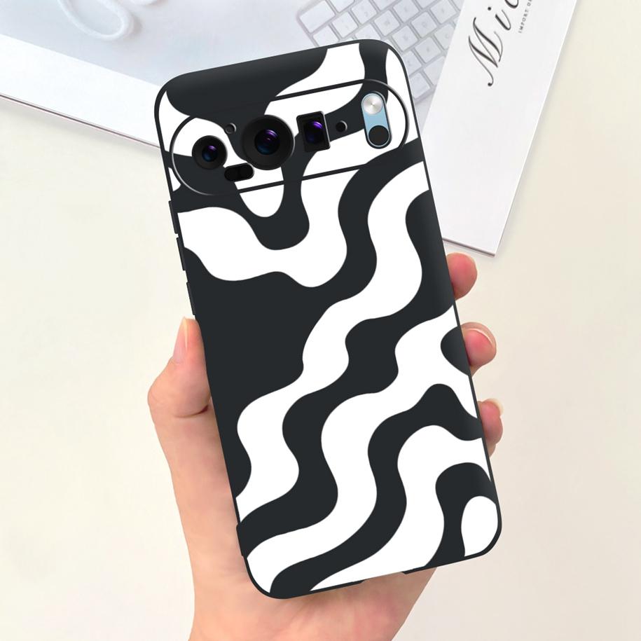 For Coque Google Pixel 9 Pro Phone Case Lovely Astronaut Duck Cow Shockproof Silicone Soft Cover For Google Pixel 9 Pixel9 Shell