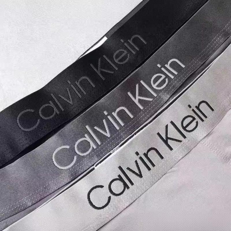 Męskie bawełniane bokserki z średnim stanem - Oddychające, jednokolorowe slipy