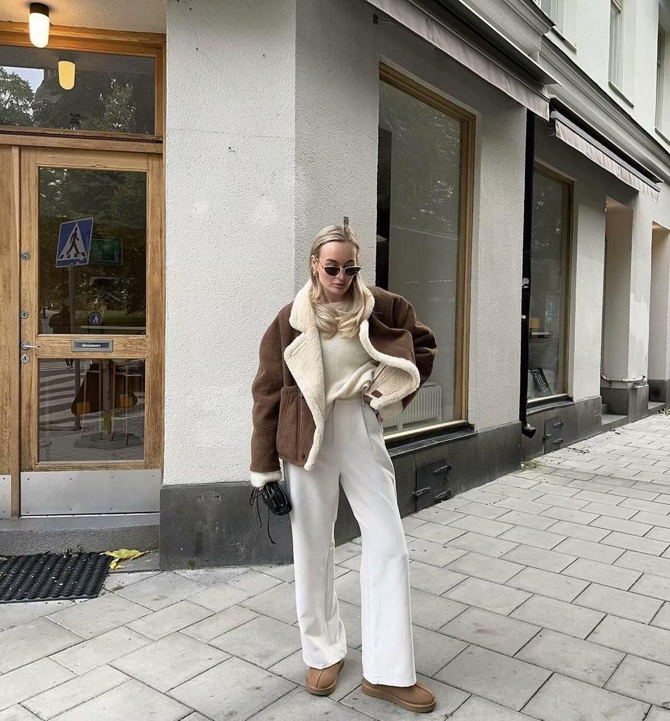 Women's Retro Lambswool Coat: Autumn/Winter 2025 Collection