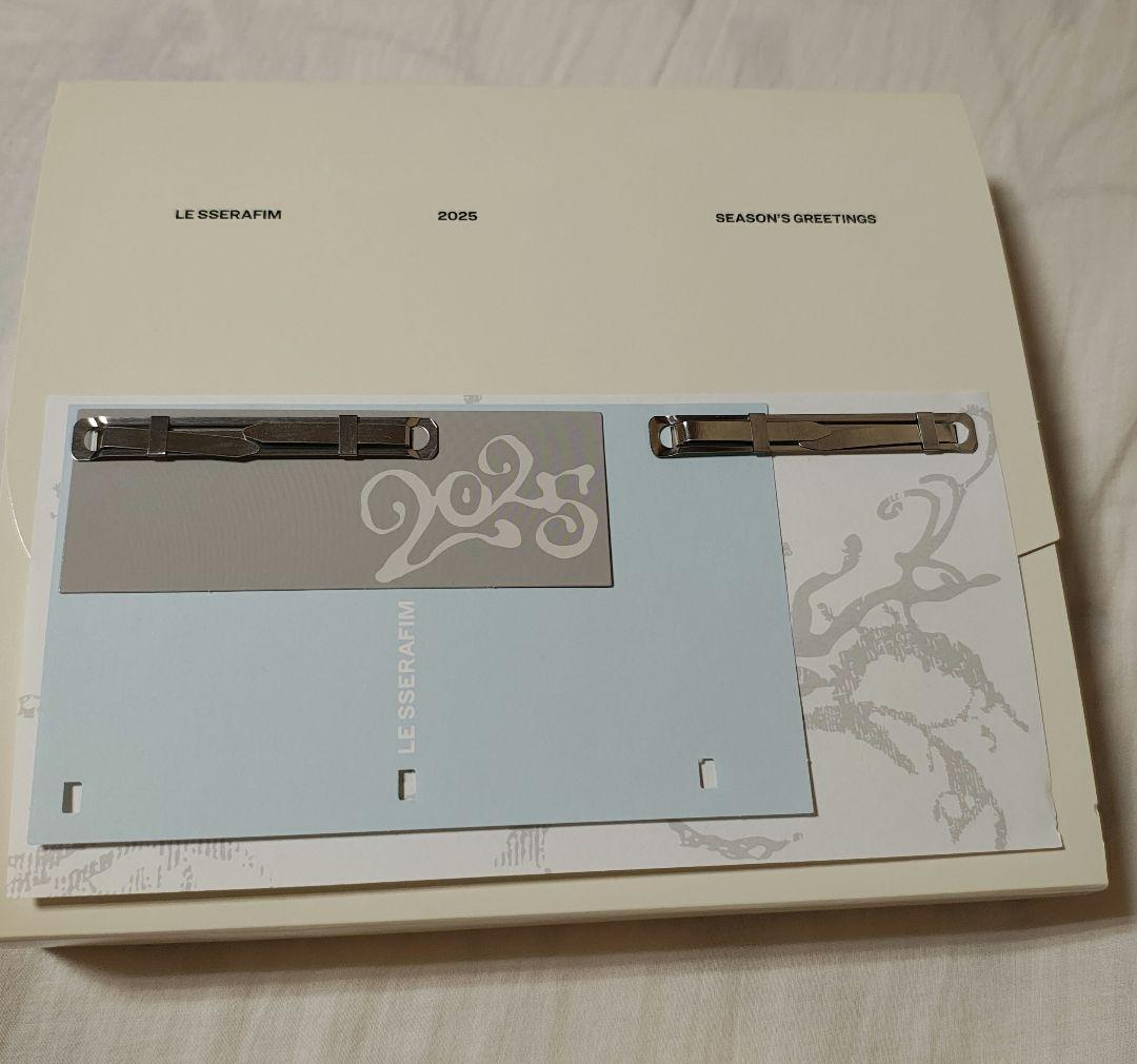 

[USED] LE SSERAFIM 2025 SEASON S GREETINGS