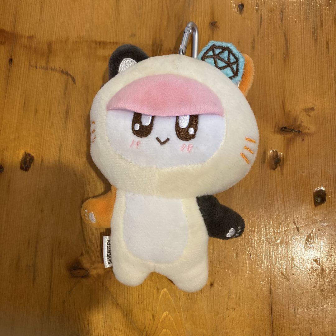 

[Б/У] SEVENTEEN Брелок-котик из плюша Bonbony