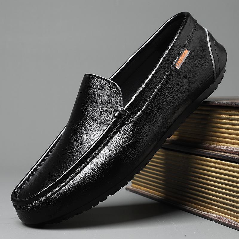

Men s Genuine Leather Driving Shoes - Spring/Autumn, Soft Sole, Lazy Style, British-Inspired, Trendy Black Versatile Footwear for Social Occasions 40 чёрный