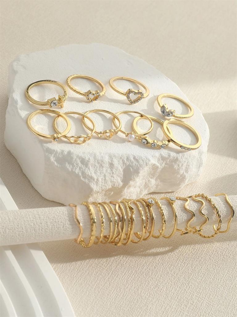 28er Mode Ring Set für Damen Herzförmiges Design Geometrisches Böhmisches Element Akzentring Tägliches Tragen Dating Party Schmuck 2026