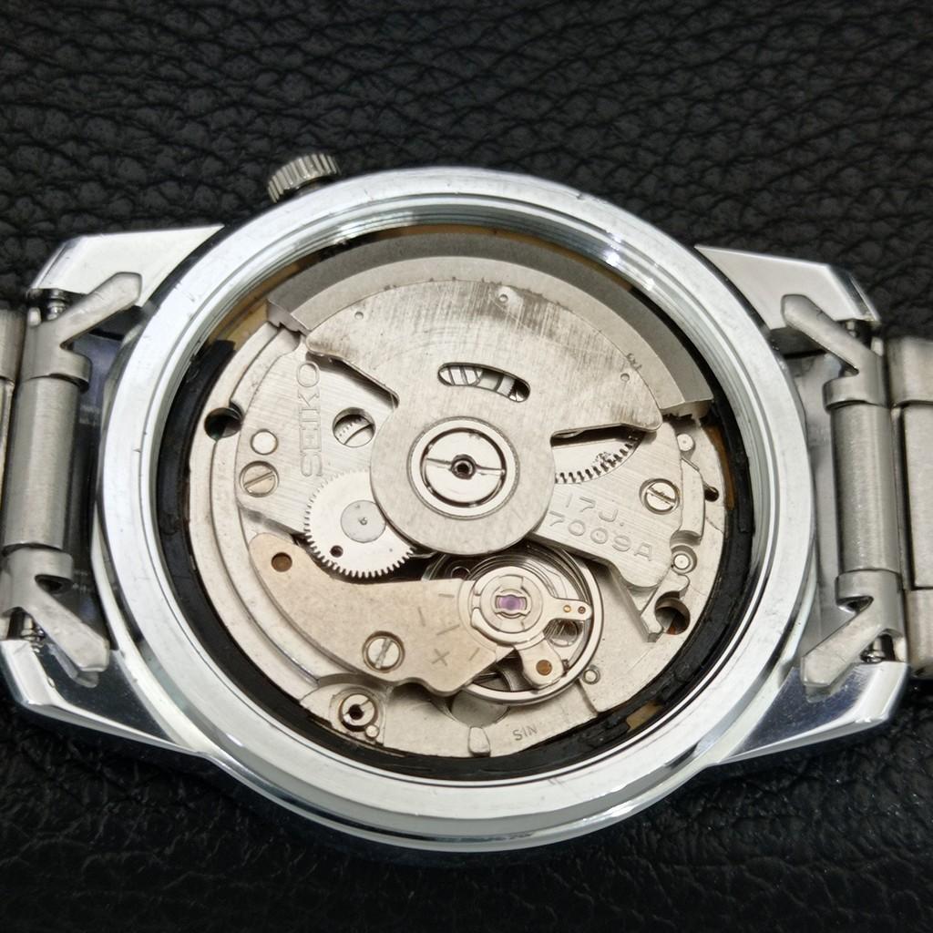 JAPAN VINTAGE REFURBISHED SEIKO 5 AUTOMATIC MENS SILVER DIAL WATCH a445892-1