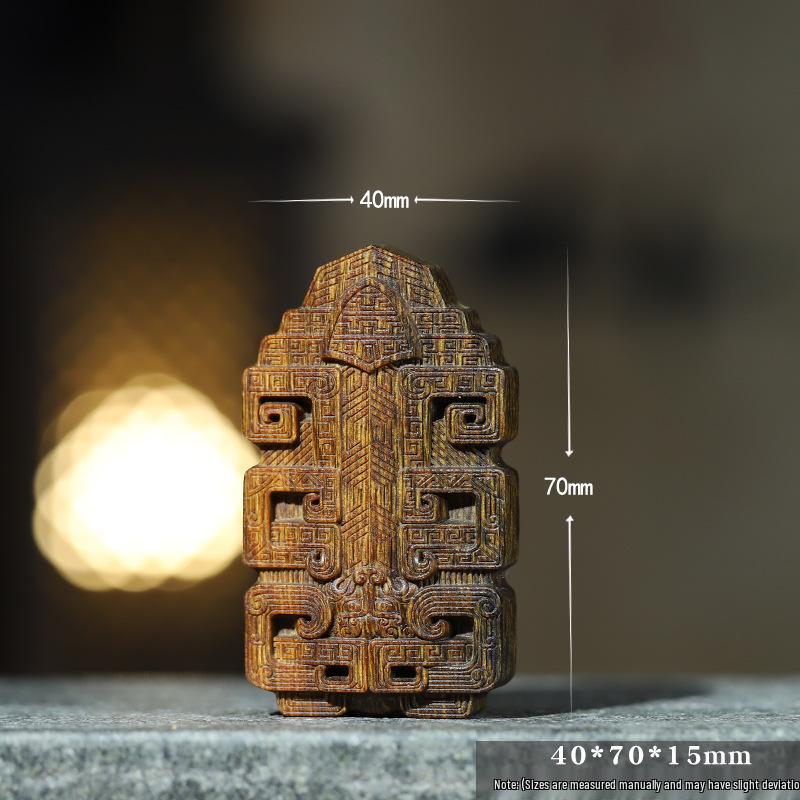 Kinan Agarwood Carved Bronze-Pattern Pendant: Chinese Cultural Necklace Charm
