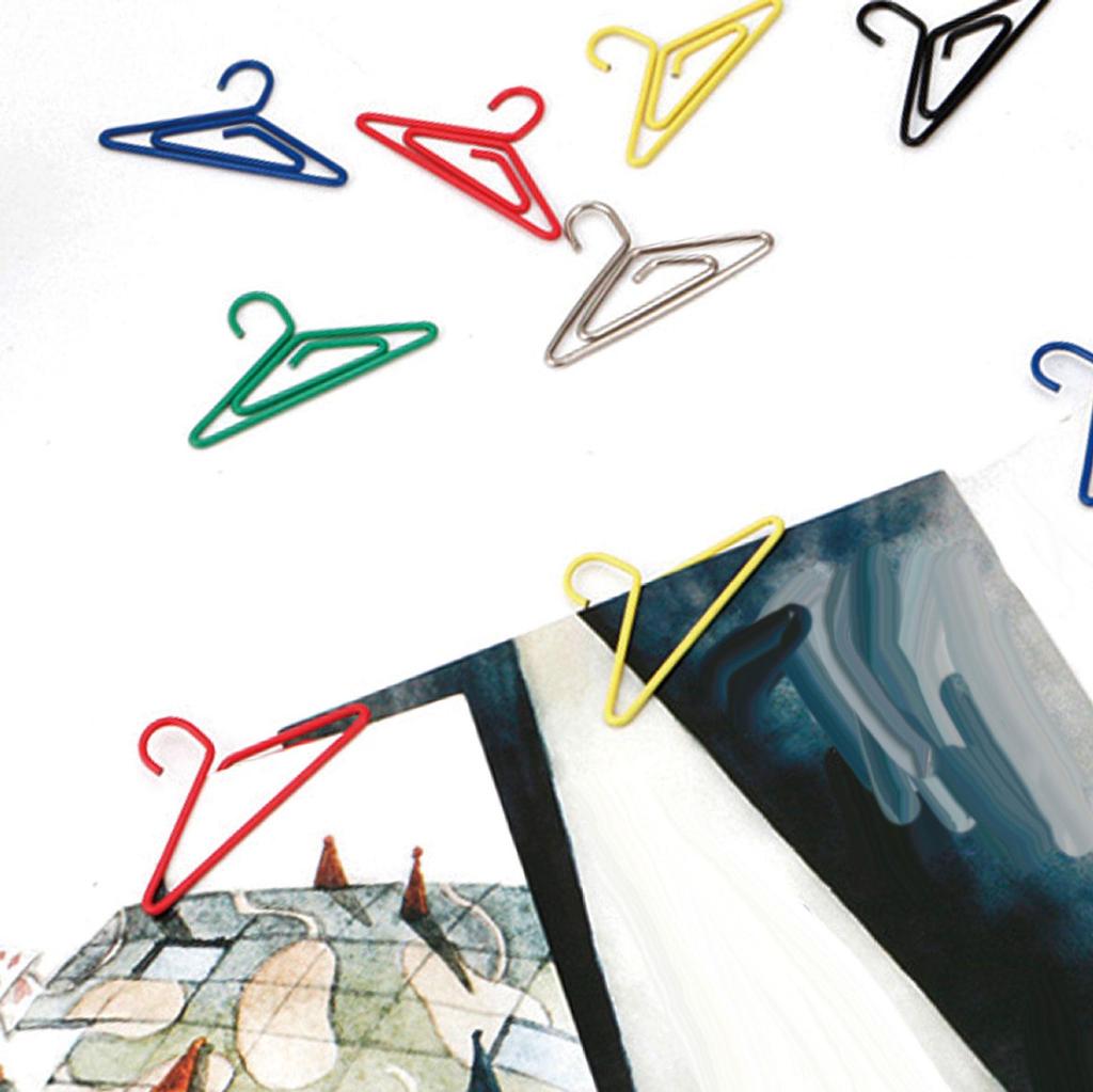 Cross-Border Colored Mini Hangers & Paper Clips: 8-Doll Accessories & Pet Mini Hangers for Journals