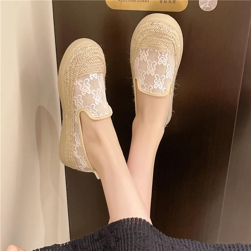 Women's Straw Woven Shoes Flat Sole Mesh Upper Weave One Kick Shoes Women Leisure Dress Breathable Fashion Zapatillas De Mujer