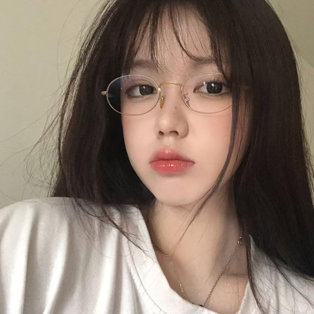 Vintage Myopia Glasses for Women Oval Metal Frame Brand Designer Fashion Y2K Woman Metal Optical Frames Computer Glasses