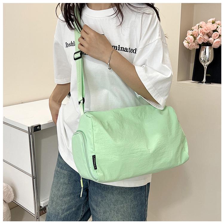 Women's 2025 Trendy Large Capacity Crossbody Pillow Bag – Versatile Casual Travel Shoulder Bag