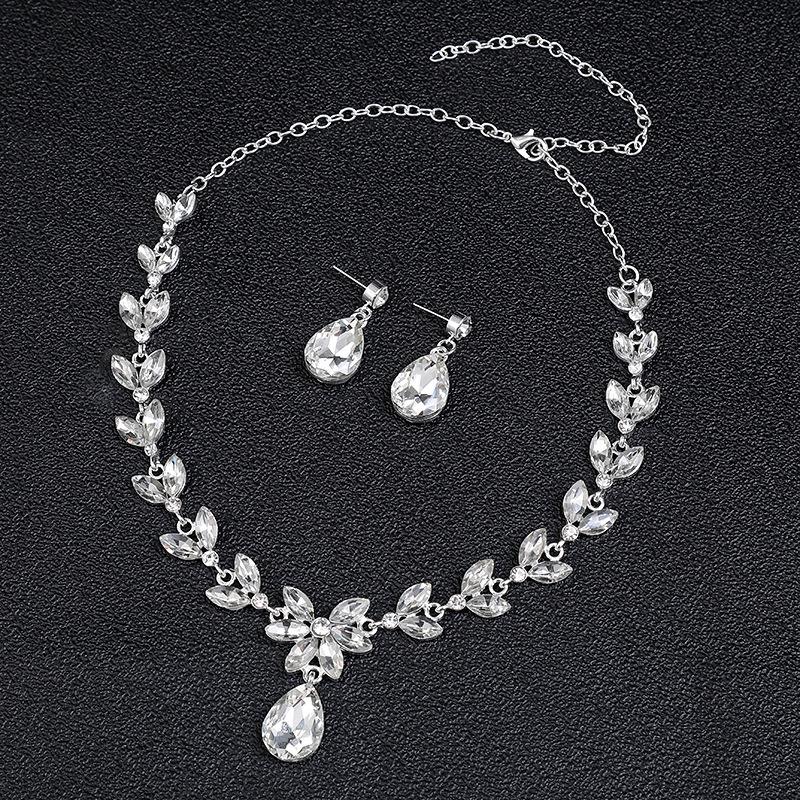 Temperament Bridal Accessories Necklace Set Leaf Shape Dress Dinner Accessories Versatile Premium