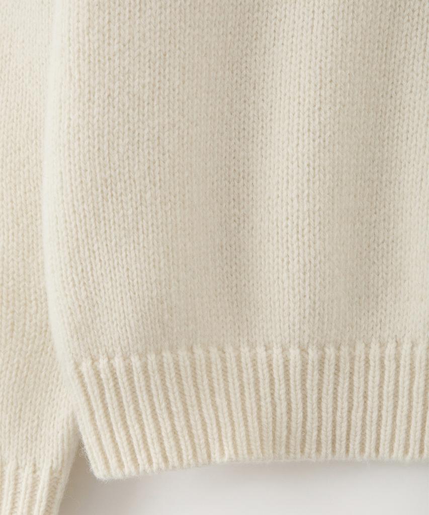 Sseomweeobeoteo Boucle Heart Wool Knit - Ivory