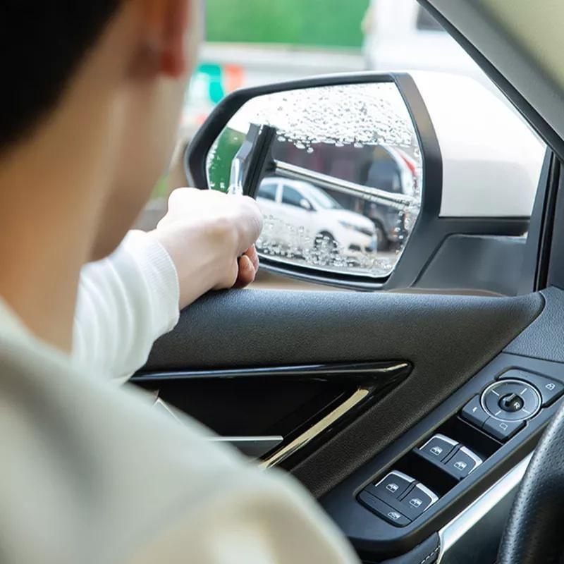 Car Mirror Wiper Portable Retractable Car Rearview Mirror Windshield Brush Glass Cleaning Tool Quickly Clean Water Mist and Dirt