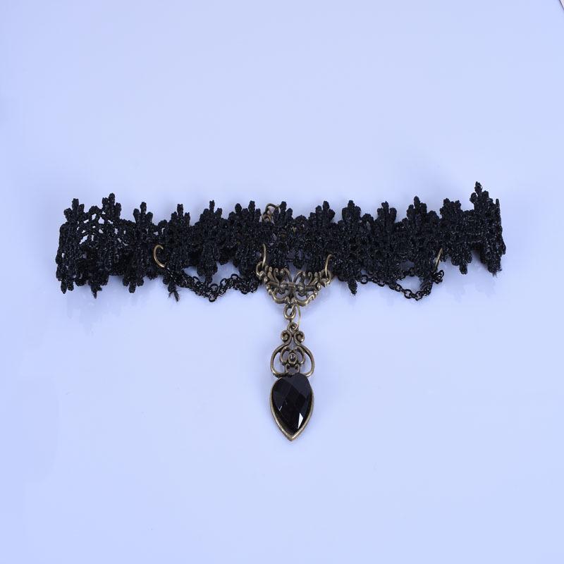 European and American Heart-Shaped Pendant Lace Clavicle Chain Jewelry