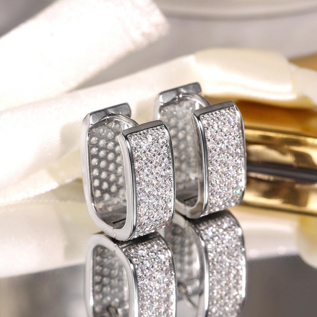 Pave Set Sparkling Huggie Hoop Earrings for Women Elegant Square Shaped Silver Tone Earrings Fashion Daily Party Jewelry