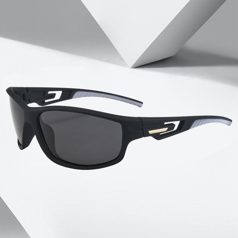 New Polarized Sports Sunglasses for Outdoor Fishing and Cycling - Anti-UV, European & American Style