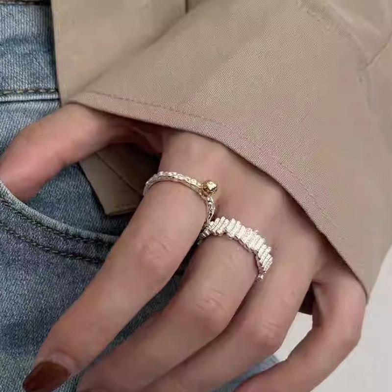 Beautifully Copper Crafted Ring With Unique Geometric And Pleated Features For Fashionable Women