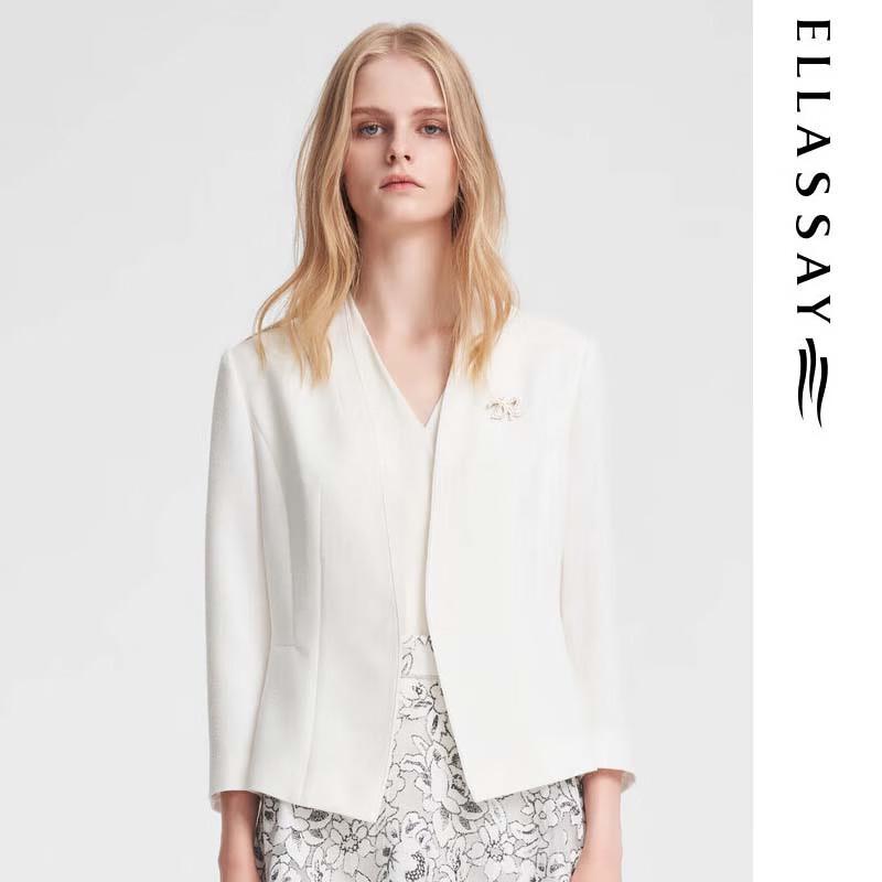 

ELLASSAY Women s Lightweight Slim-Fit Cropped Blazer S
