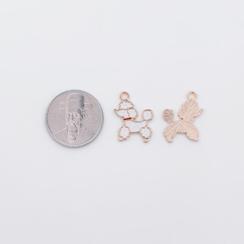 Dog keyring, poodle keyring, pet keyring, poodle puppy keyring