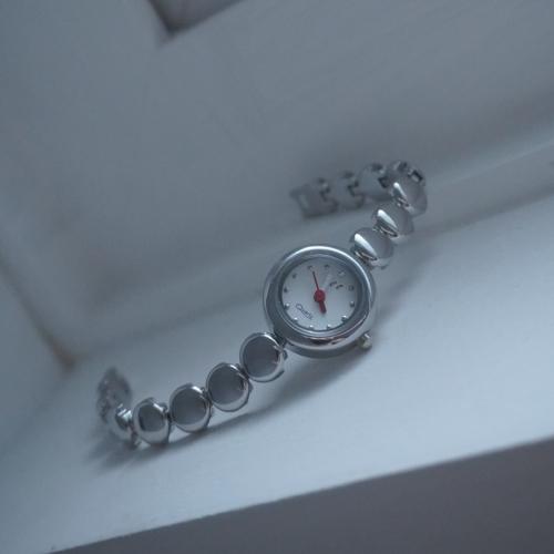 

[Простір] Простір Годинник з крапками NONE