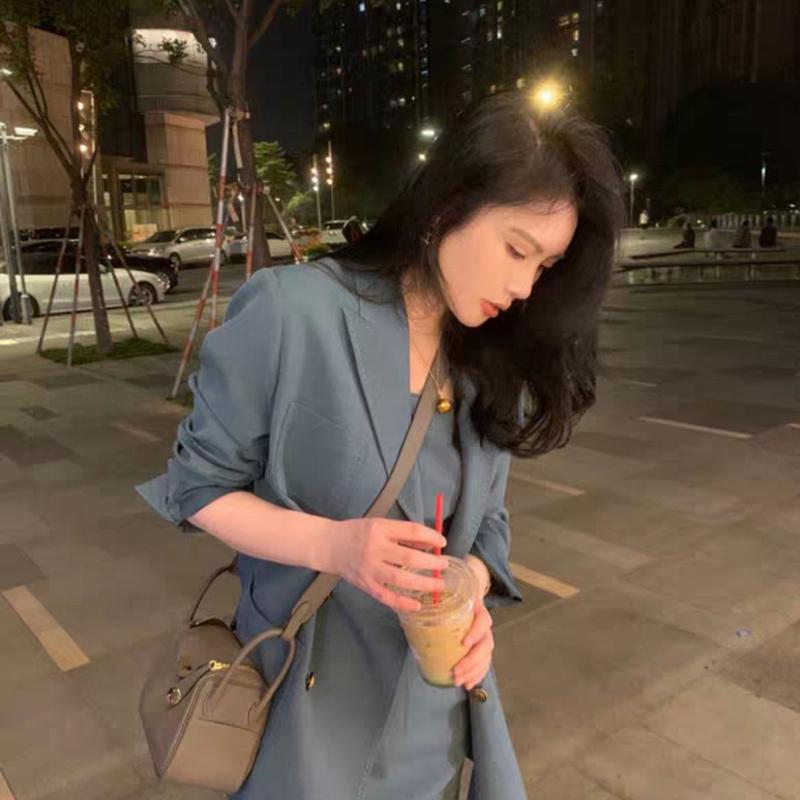 Two Piece Women Outfit with A High Professional Wear and Temperament Goddess Fan Suit