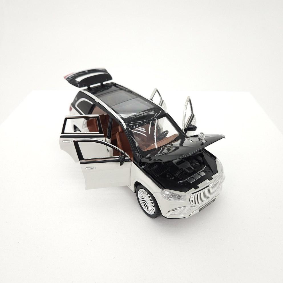 Exquisite 1:24 Scale Mercedes-Benz Maybach SUV Die-cast Model - Black & White Edition
