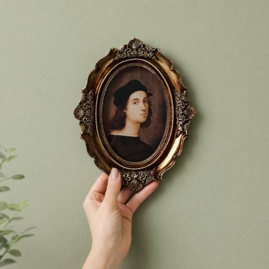 Vintage Oval Picture Frame with Embossed Design Tabletop/Wall Mount Retro Po Frame
