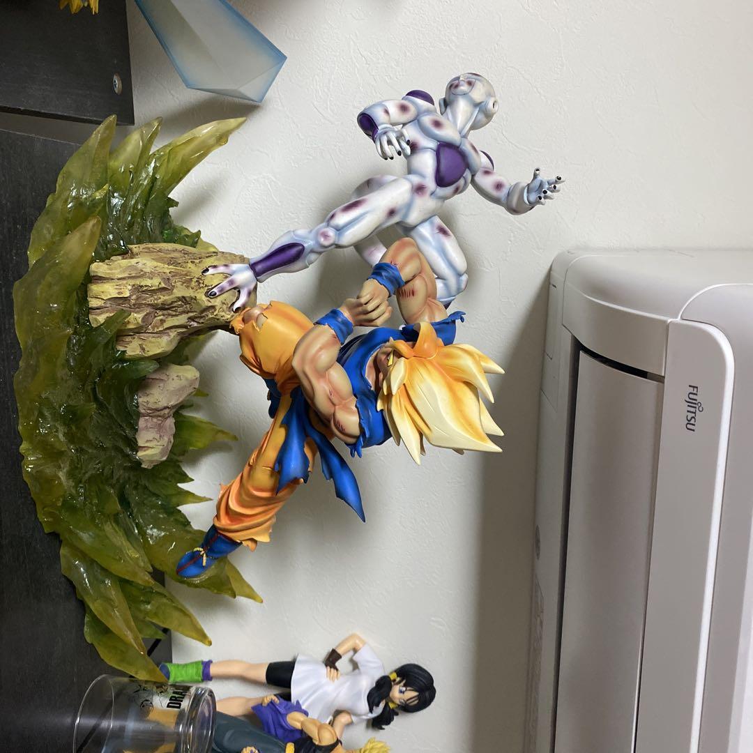 

[USED] Dragon Ball Son Goku vs. Frieza Statue Figure