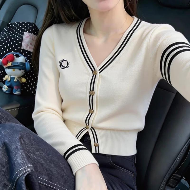 Minimalist V-Neck Knitted Cardigan