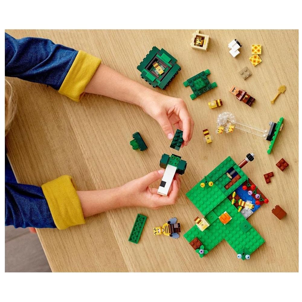 LEGO Minecraft Bee Farm Set 21165 Building Blocks Toy for Kids Ages 8 and Up