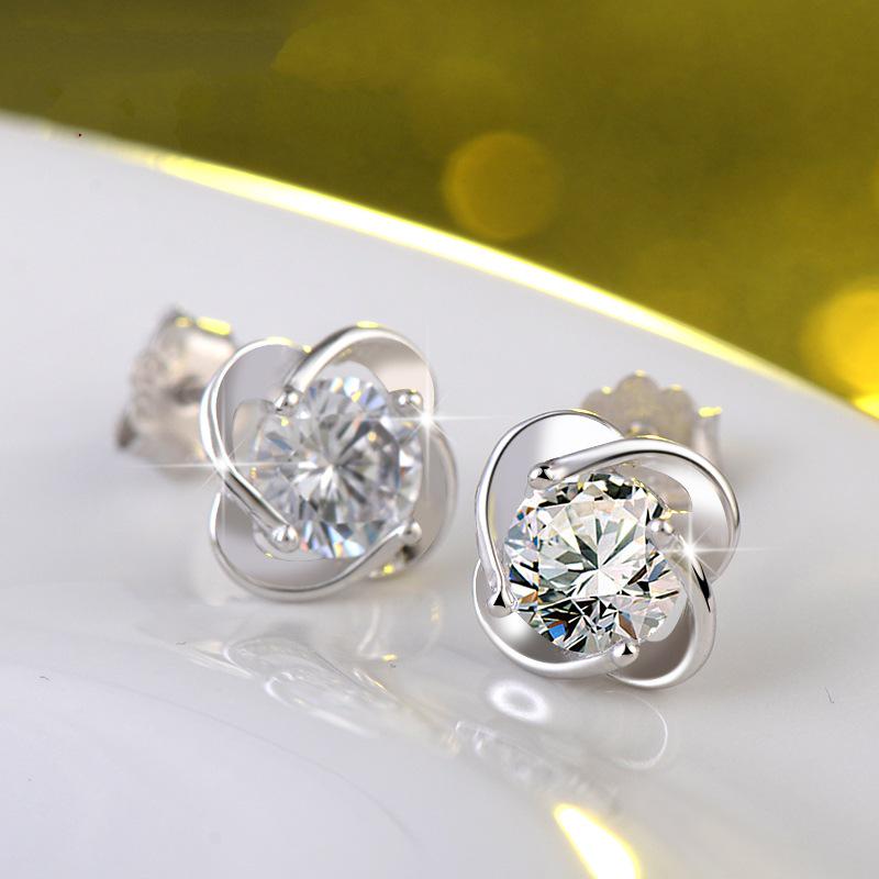 Zhenrong Korean-Style Sparkling Four-Leaf Clover Stud Earrings, Silver-Plated Jewelry, Hypoallergenic White Gold Finish