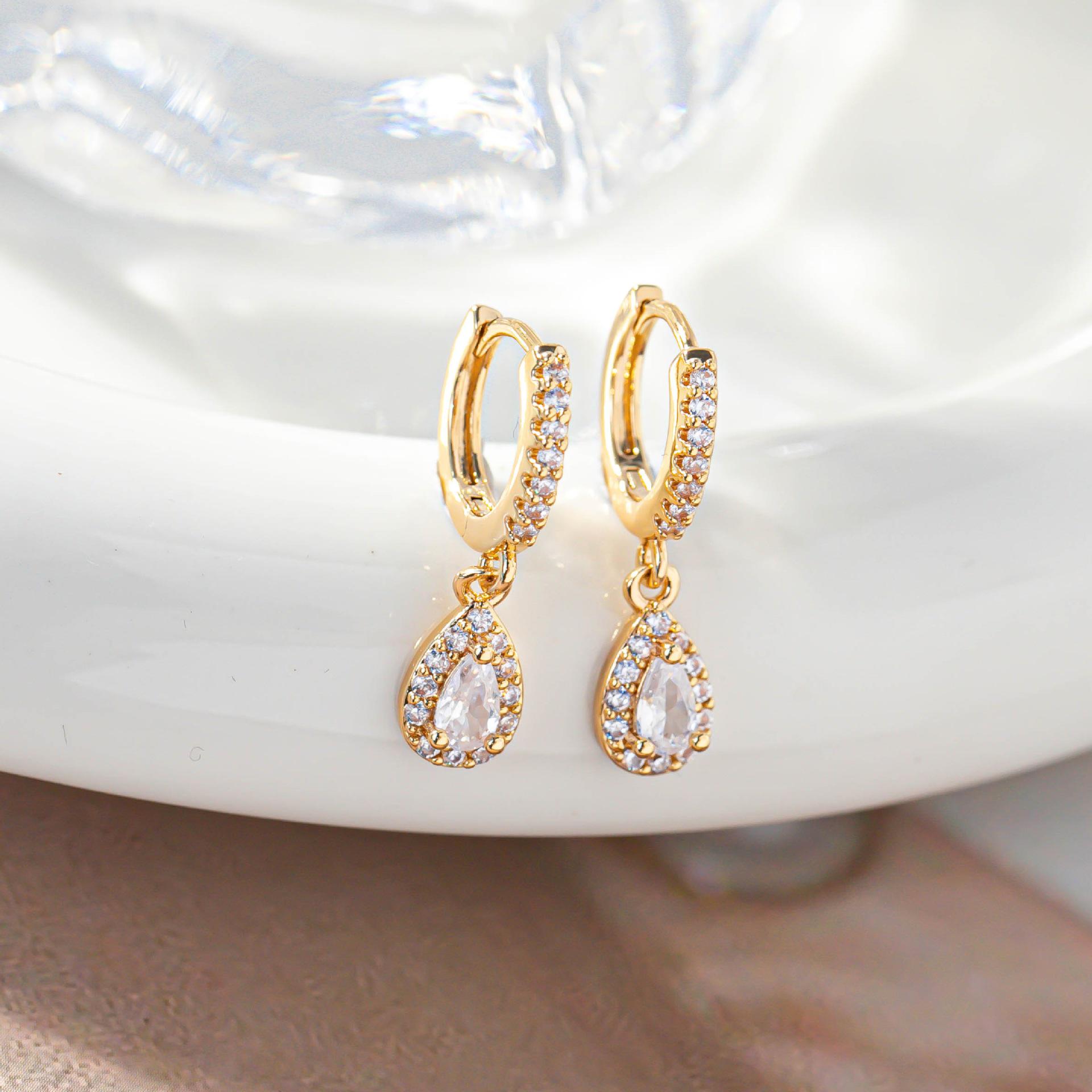 Luxury French Zirconia Dangle Earrings: Retro Gold-Plated Ear Clips