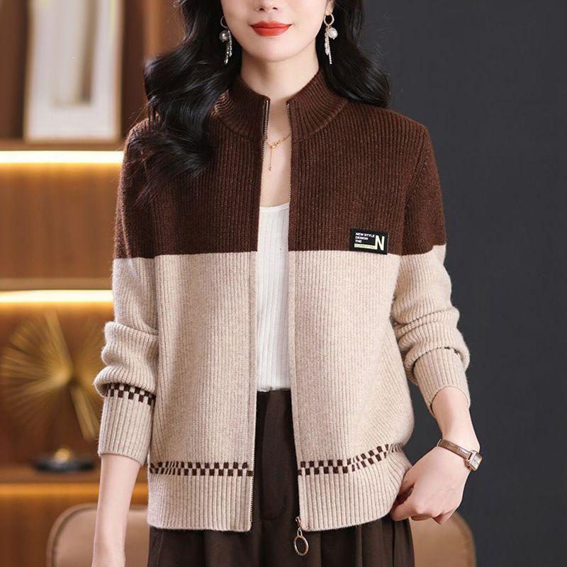 Women's Fashion Color Block Stand Collar Knitwear Zipper Cardigan: Trendy Loose Slimming Jacket for Middle-aged Mothers