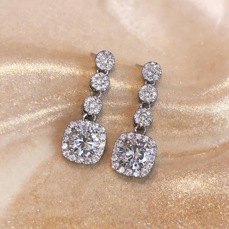 Full Diamond Sugar-shaped Pendant Stud Earrings - Luxurious and High-end, Suitable for All Occasions, Stylish and Versatile Fashion Accessories