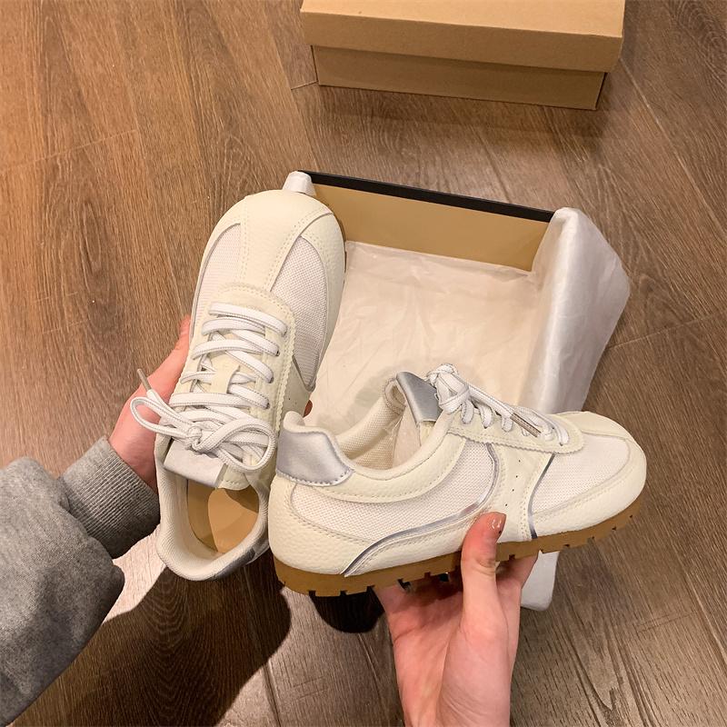 Fashion Breathable Shoes Female Footwear Casual Sneaker All-Match 2025 Fashion Women's Tennis New Dress Retro Small Summer Modis Lace-Up