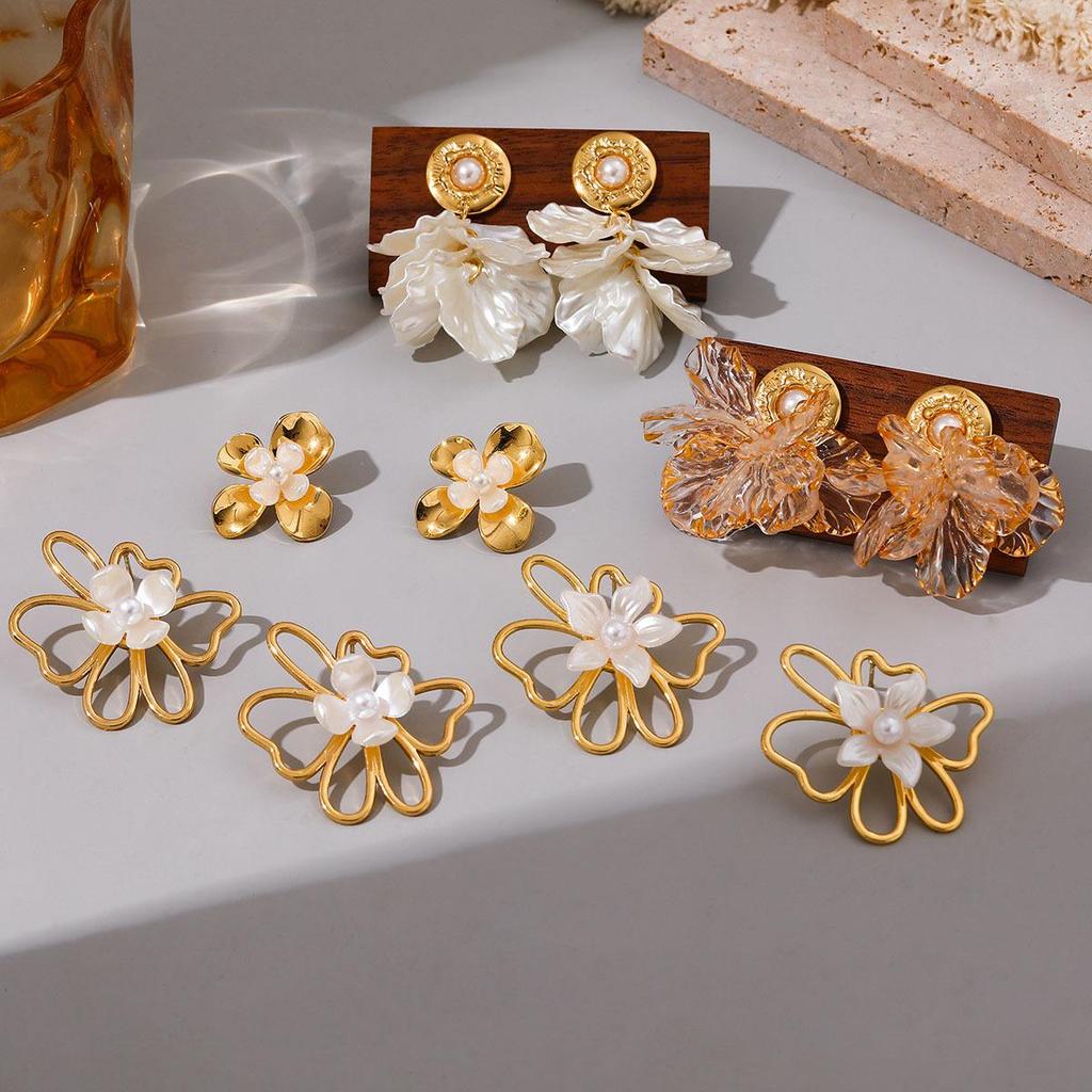 Stainless Steel Cross Earrings: Light Luxury, High-End Design, Versatile Fashion, Niche Temperament
