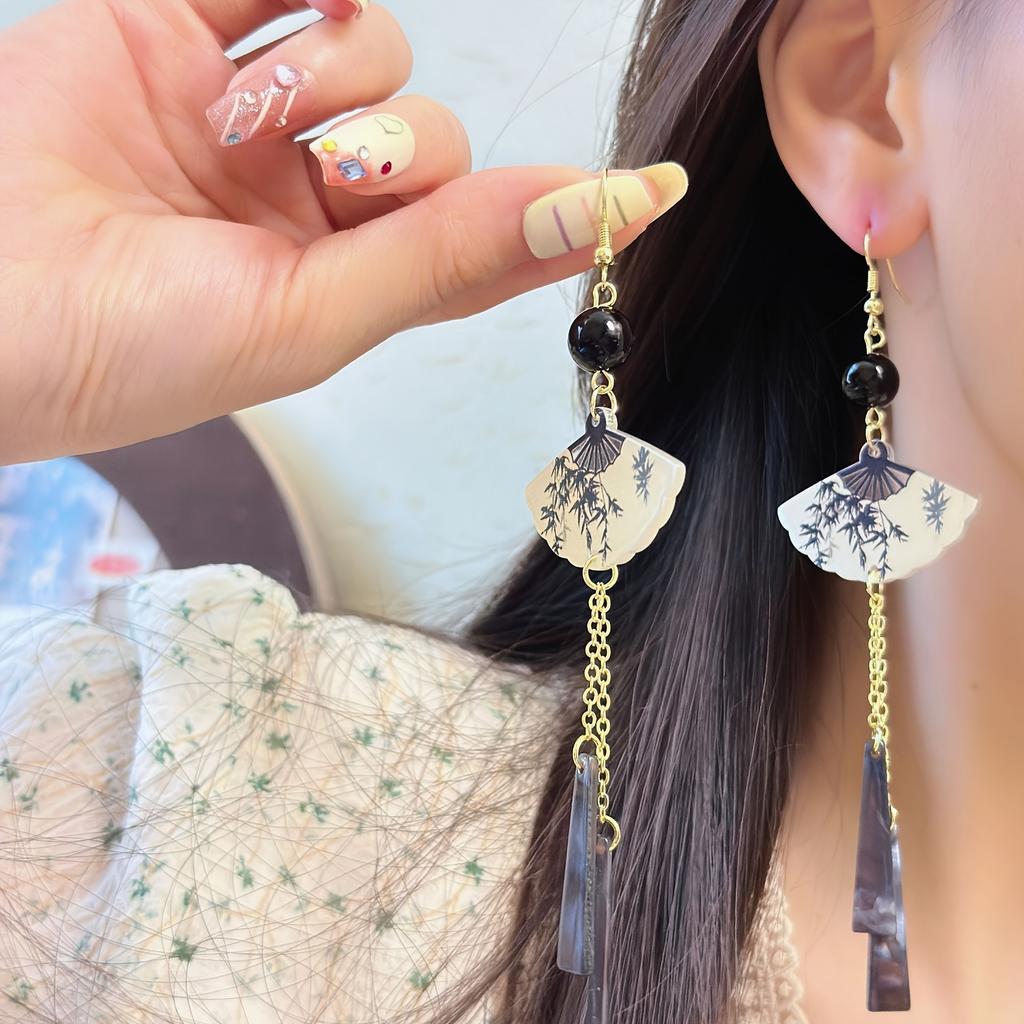 Elegant Vintage Chinese Fan-Shaped Tassel Earrings - Chic Dangle Design For Women Perfect For Weddings Valentine'S Day & Christmas Jewelry