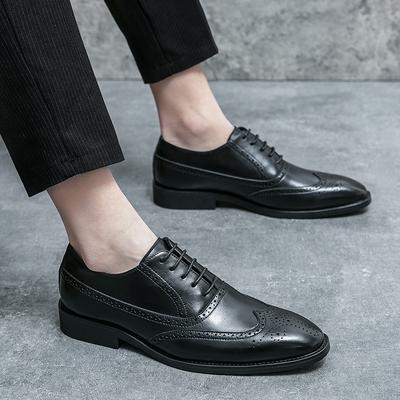 FashionClassic Gentleman Suit Dress Shoes Men Whole-Cut Brogue Men's Social Formal Oxfords Lace Up Flat Sneakers Men Business Shoes