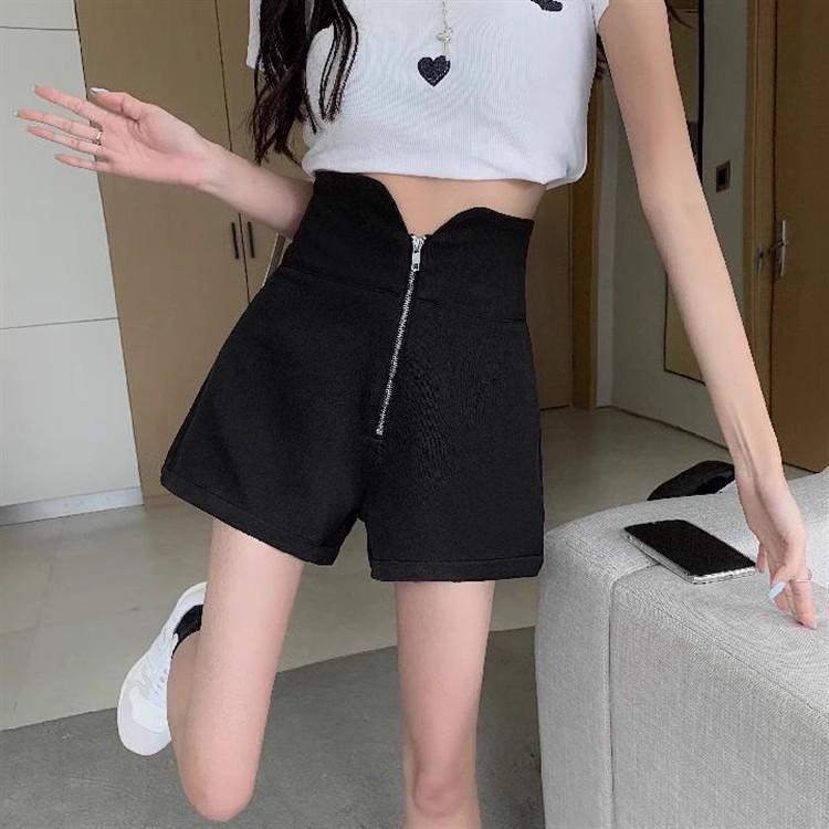 

Spring/Summer 2024 High-Waist A-Line Casual Shorts, Plus Size, Korean Style, Slimming & Flesh-Covering Design, Women s Zip Suit Shorts. XS [70-80 lbs]