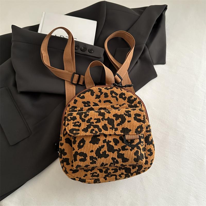 

Girly backpack women s 2025 spring new fashion versatile mini backpack casual student schoolbag