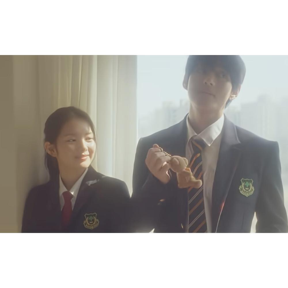 BTS V Kim Taehyung Klíčenka s medvídkem Compose Coffee Limitovaná
