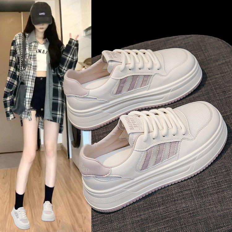 Leather Soft-soled White Shoes Women's Shoes Spring and Summer 2025 New Versatile Board Shoes Flat Casual Women's Shoes Sports Shoes