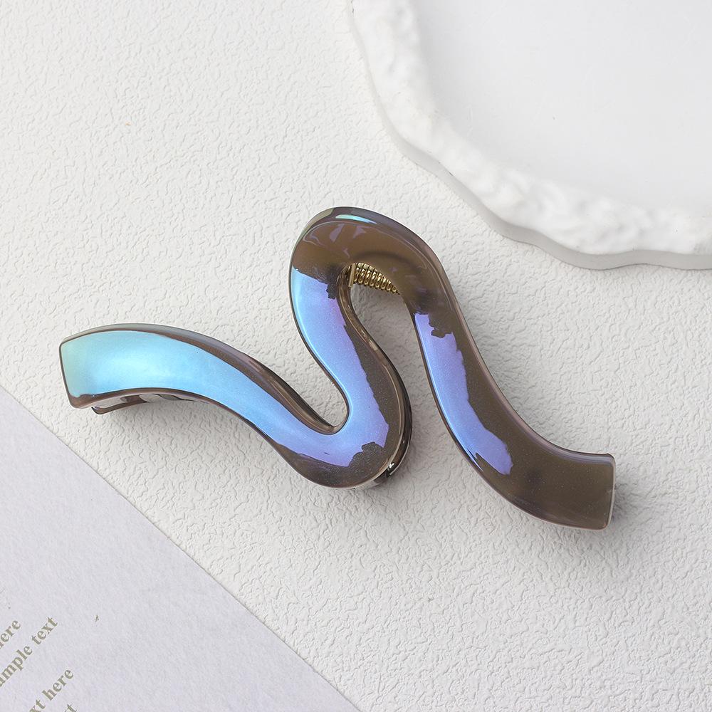 Korean Versatile Shiny Claw Clip: High-End Hair Accessory for Women