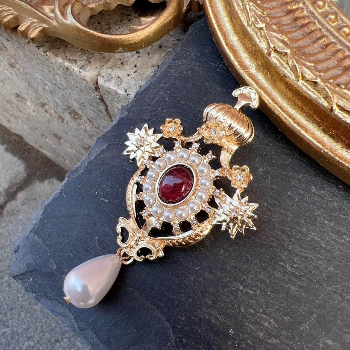 

Винтажная женская мужская брошь в форме креста с жемчугом, кристаллами, в стиле барокко, значки, ретро, дворцовая подвеска, дамская, для банкета, вечеринки, булавка, аксессуары, подарок