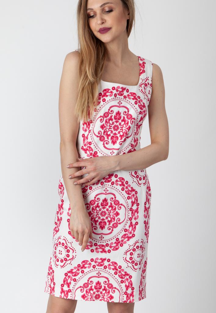 CLASSIC WOMEN'S SLEEVELESS DRESS
