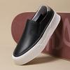 Europäische Station Herrenschuhe Frühling und Sommer Ein-Pedal Trendschuhe Weiche Rindsleder Slipper Atmungsaktive Schwarze Vielseitige Plateau Freizeit-Board-Schuhe