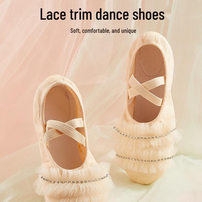 Dziewczęce baletki z miękką podeszwą